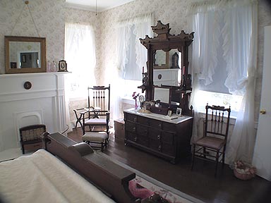 Back bedroom