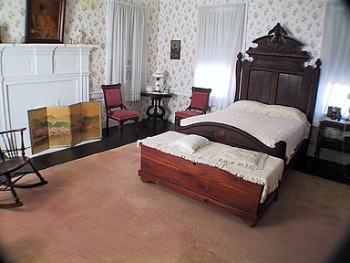 Front right bedroom